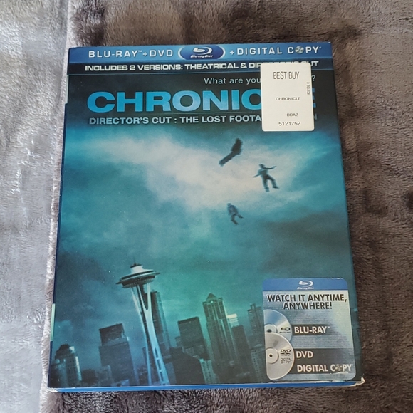 Two Movie Bundle - Picture 2 of 3